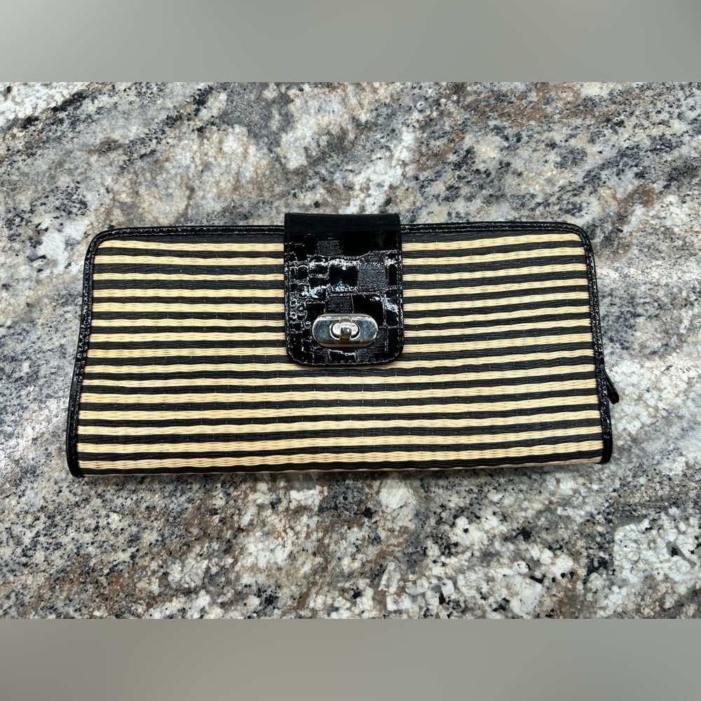 Le Sac womens clutch/wristlet​
